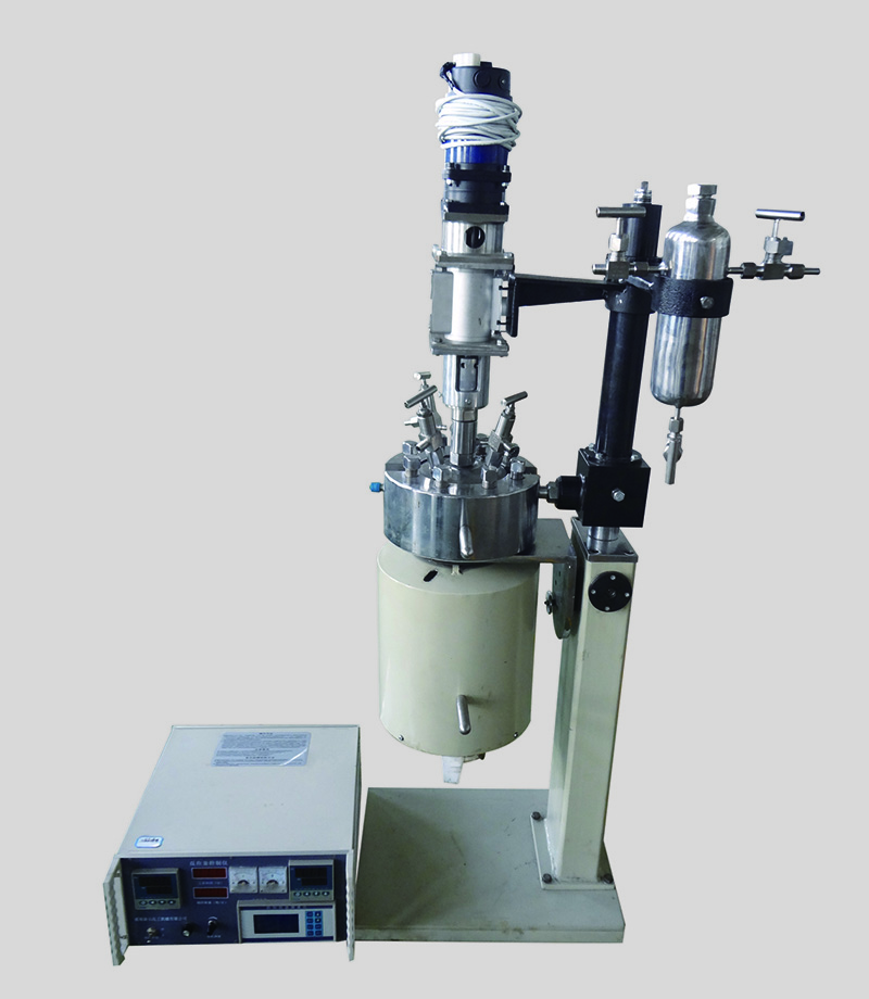 CJK快開反應(yīng)釜（鋯材，帶加料罐）